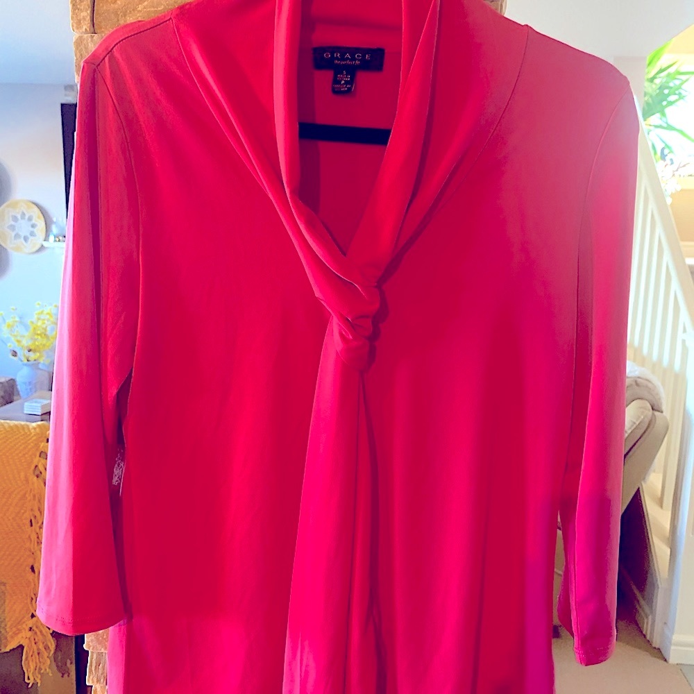 Grace The Perfect Fit Fuchsia Pink Blouse (Size Small)